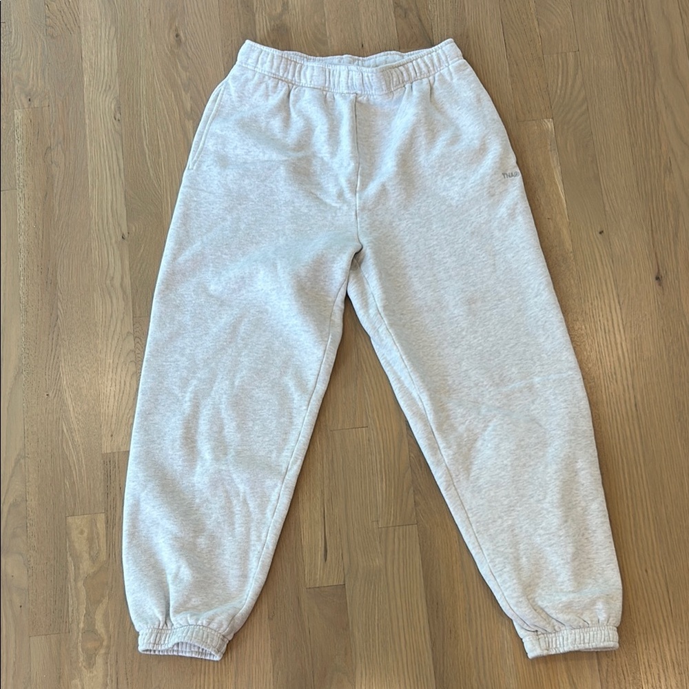 Aritzia TNA Cozy Sweatfleece Mega Jogger - Heather Cloud White